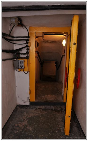 Base nucléaire URSS en Ukraine - L'entrée du bunker