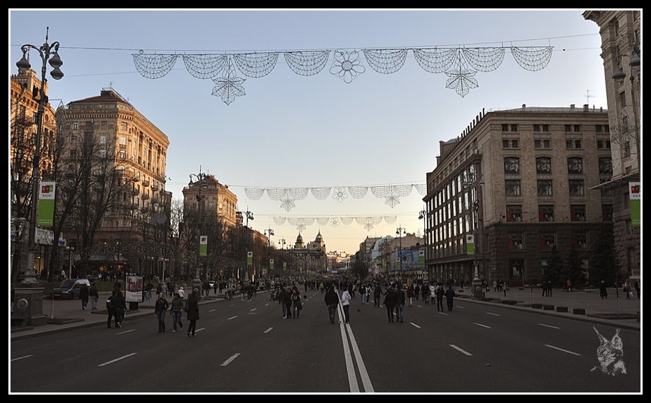 http://www.jeansebastiendaboville.com/2bgal/img/kiev-2011-2014/kiev-avenue-2011-2_GF.jpg
