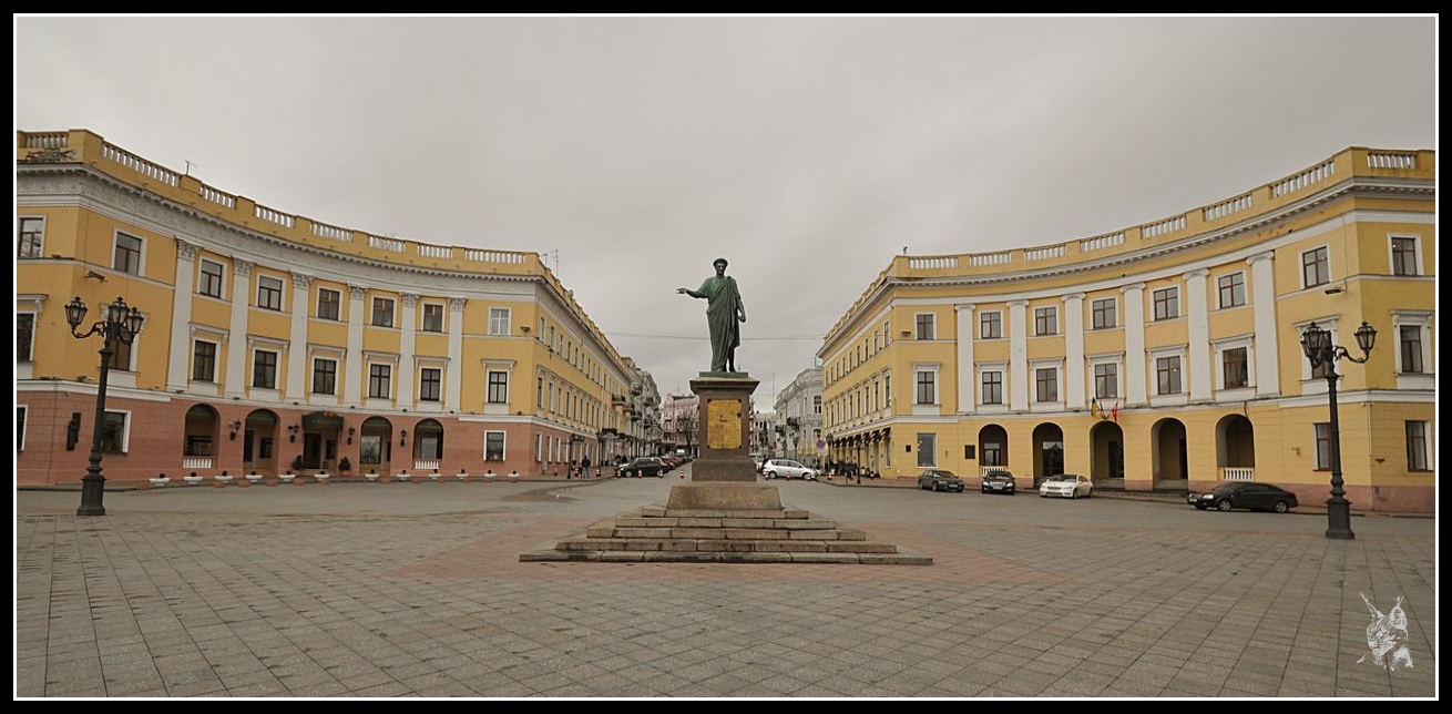 Ukraine - Odessa Statue du Duc de Richelieu en haut de l'escalier Potemkine
